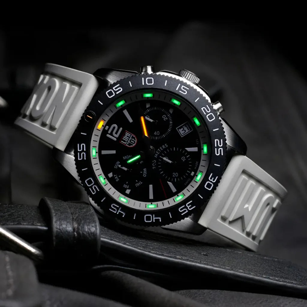 Luminox Pacific Diver Diver's XS.3141 200M