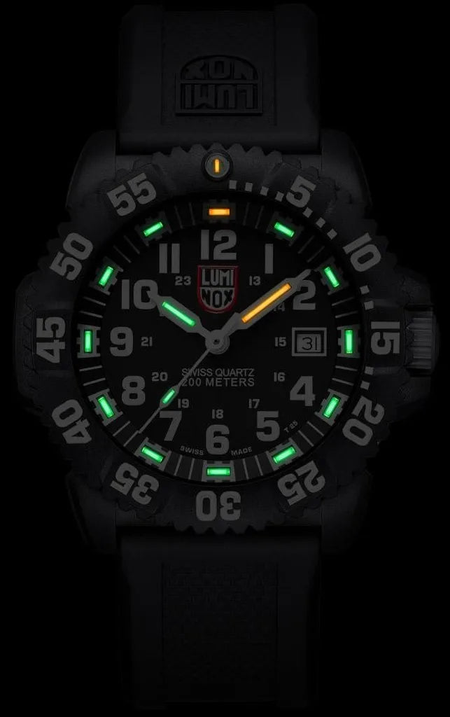 Luminox Original NAVY Seal Diver's XS.3051.F 200M